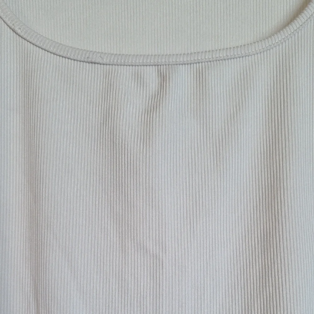 SHEIN Colorful Crop Tops Collection - Black, Brown, White, Orange - Picture 7 of 15